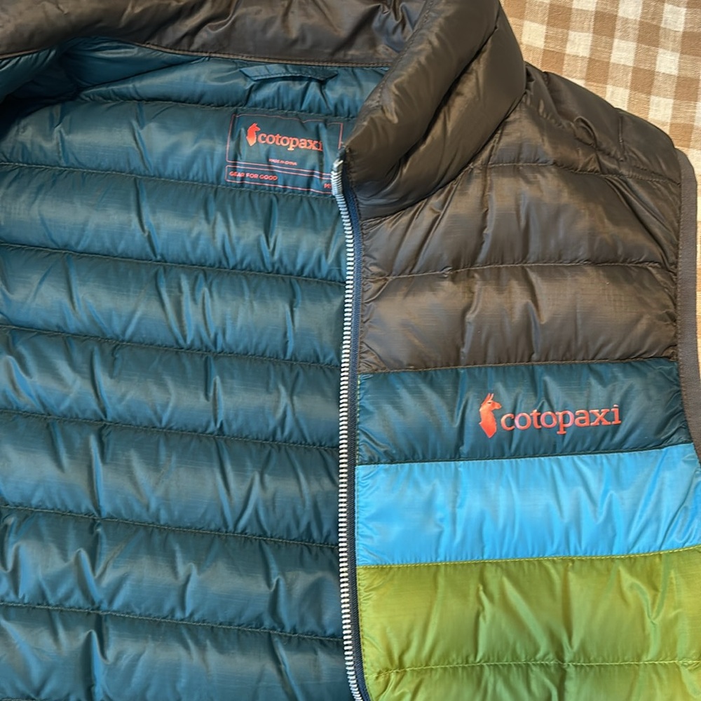 Cotopaxi Fuego Down Vest Mens Small - Picture 2 of 6